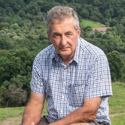 Dr Andrew McIntyre